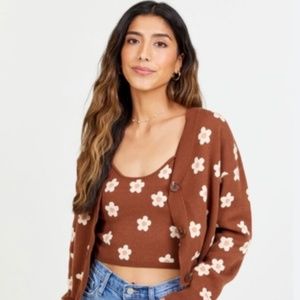 Altar'd State Gracie Daisy Sweater Set Sz M Brown Knit Cardigan & Tank Top NEW